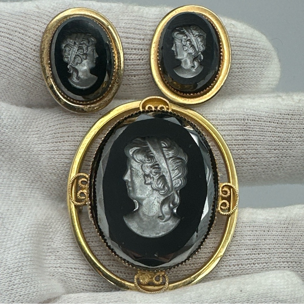 Vintage Reverse Intaglio Cameo Brooch &‎ Earrings Victorian Lady Black Glass#645